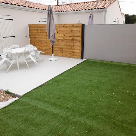 Apartamento Le Logis De Gatseau Les Mathes Exterior foto