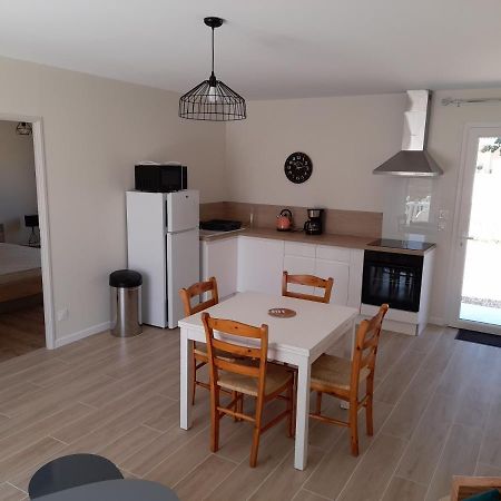 Apartamento Le Logis De Gatseau Les Mathes Exterior foto