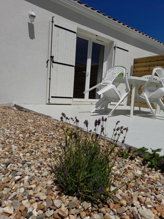 Apartamento Le Logis De Gatseau Les Mathes Exterior foto